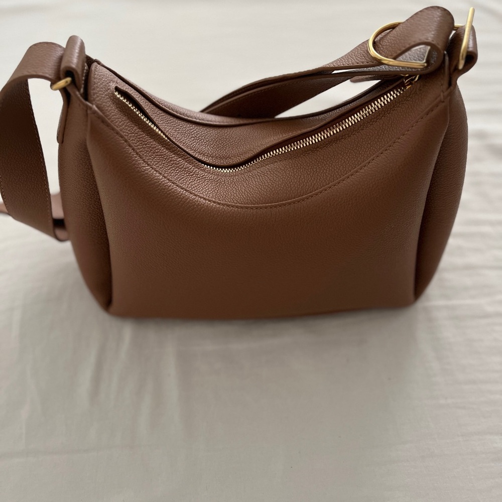 Brown Leather Shoulder Bag - Sleek Everyday Carry - Picture 7 of 7